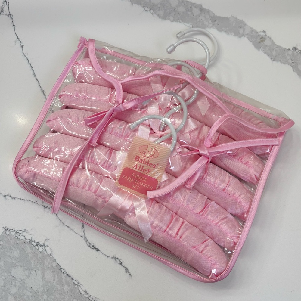 NWOT Vintage Babies’ Alley 5-Piece Pink Satin Hanger Set